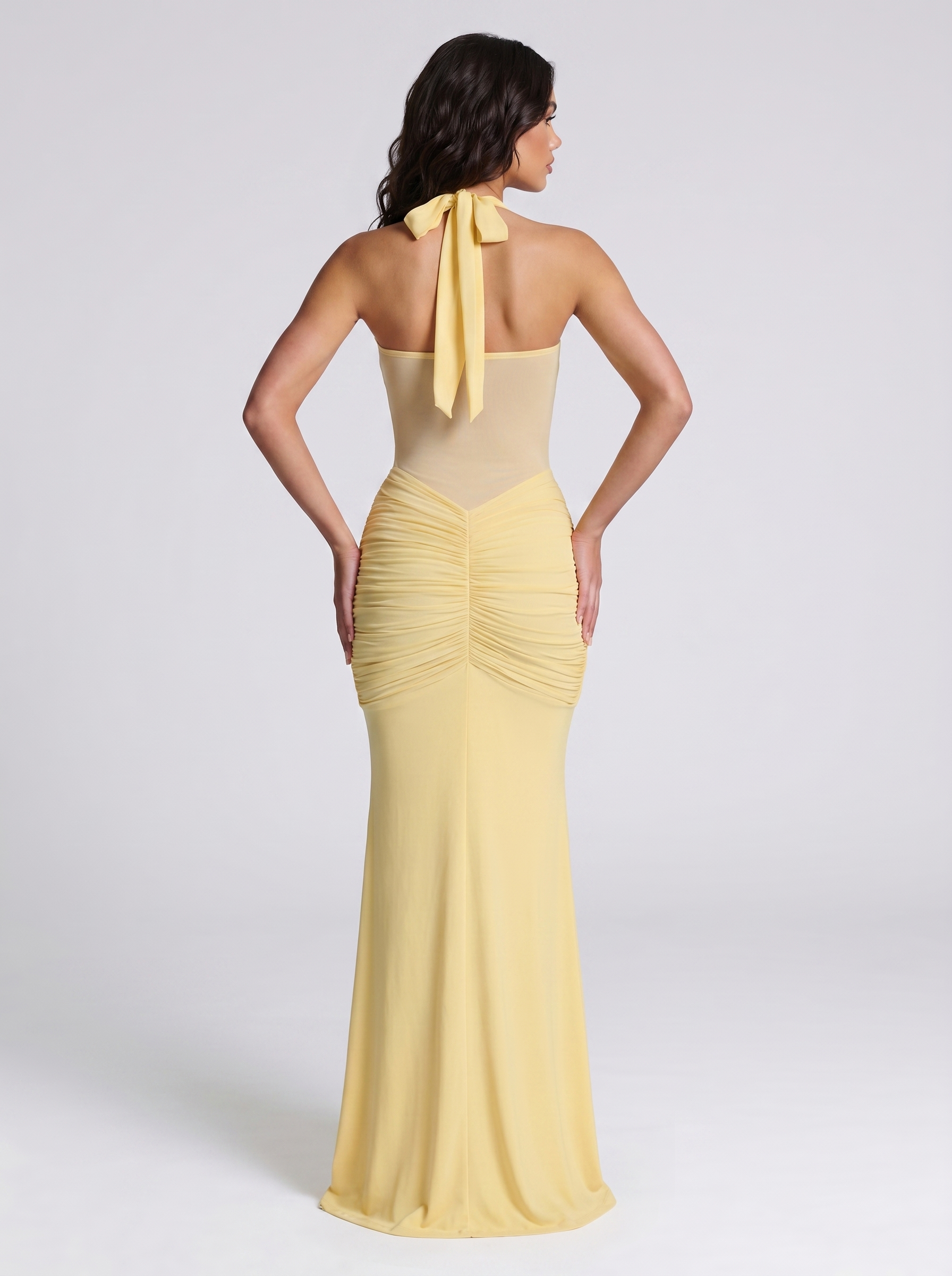 LYOVA I Mesh Elegance