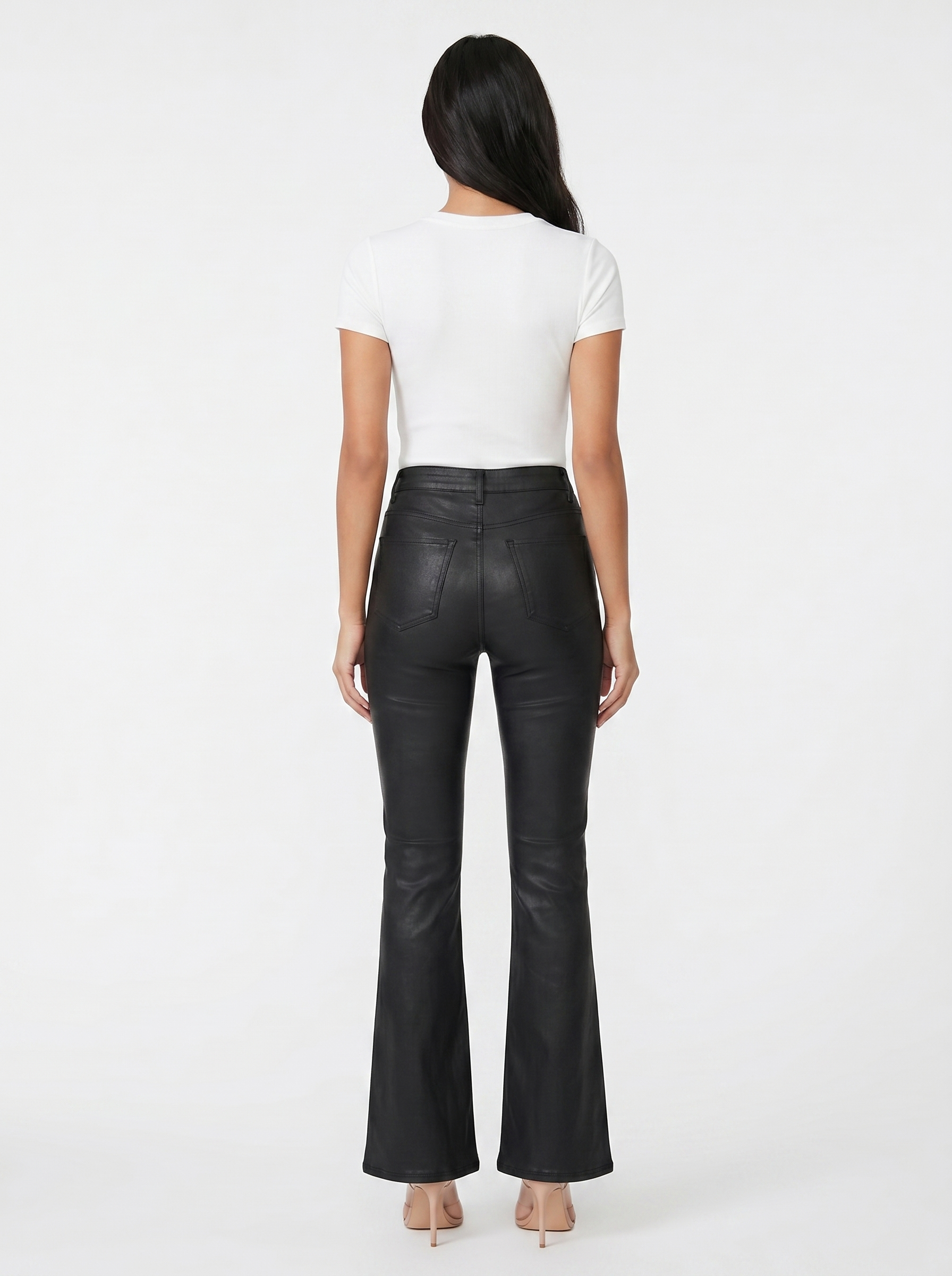 LYOVA I Leather Flare