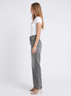 LYOVA I Baggy Denim